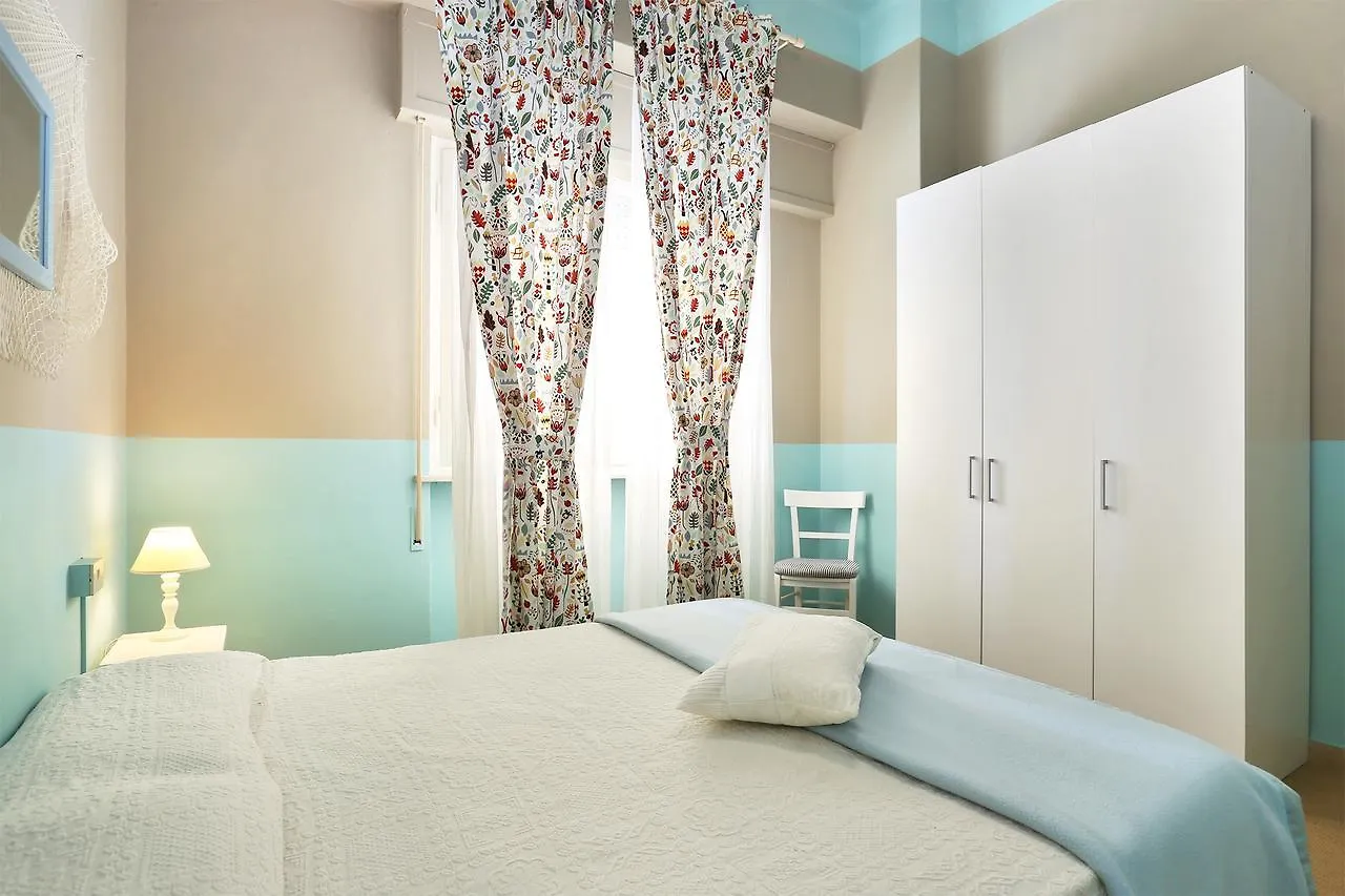 Milena Beach Apartment Viareggio Italië