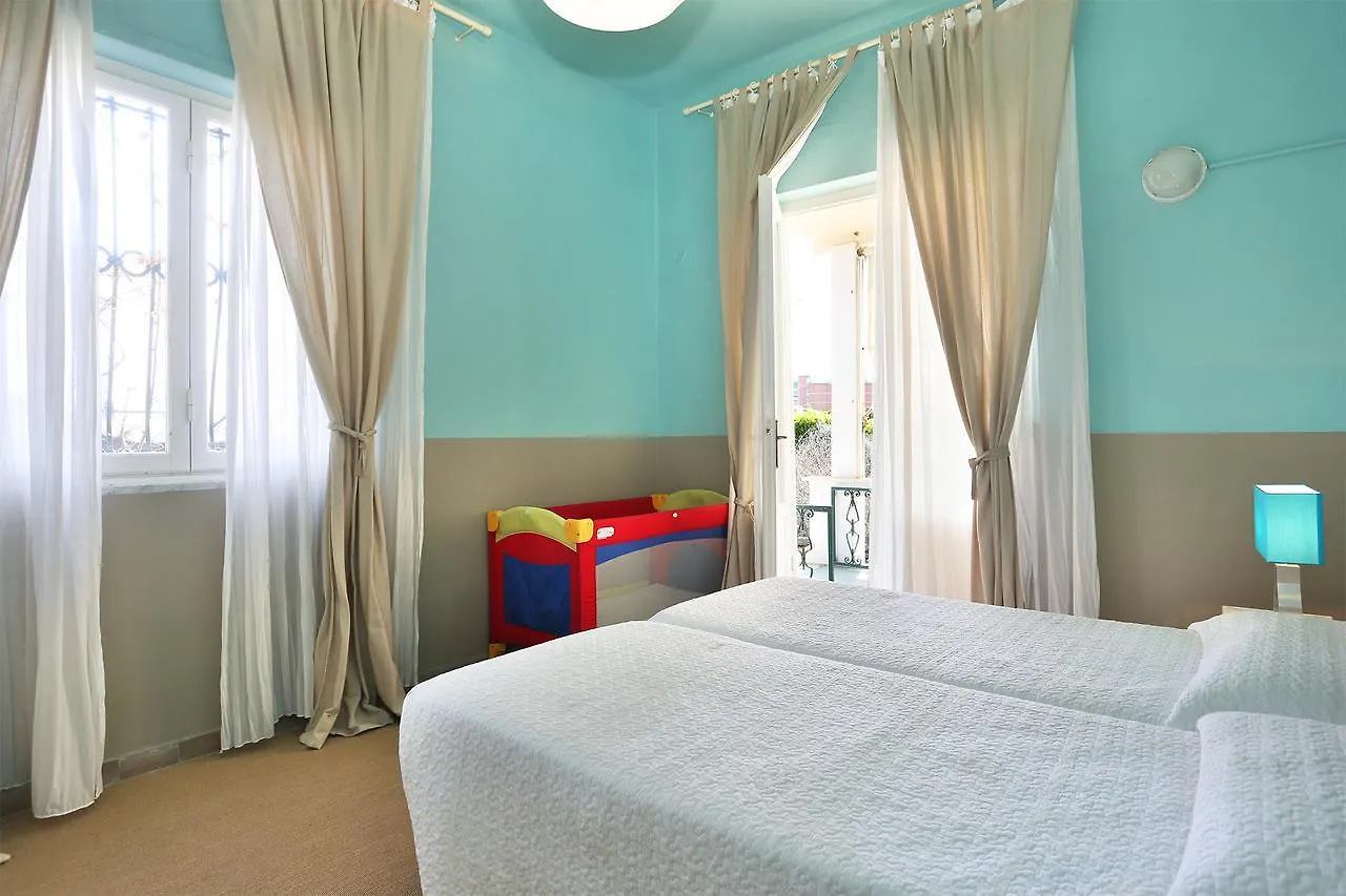 Milena Beach Apartment Viareggio
